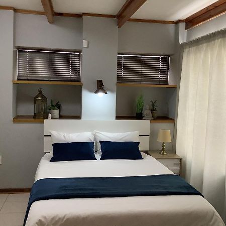 Impala Suite -Entire Unit- 2 Bedroom With 1 Ensuite Bathroom Ladysmith Exterior foto